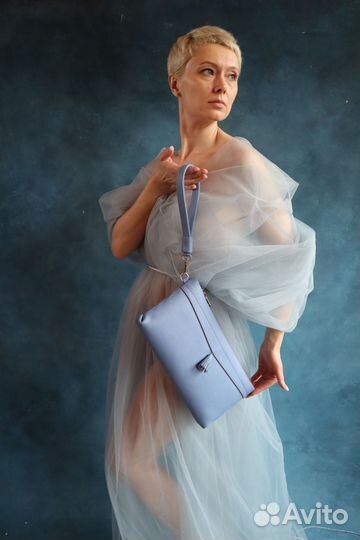 Мастер по работе с кожей