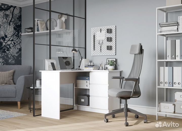 Письменный стол Мори