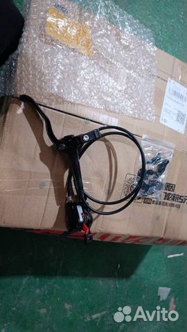 Передний гидравлический тормоз Shimano MT 200 850