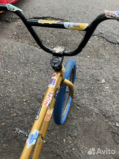 Трюковой велосипед BMX