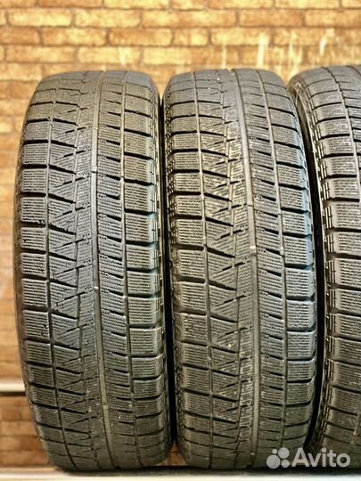 Bridgestone Blizzak Revo GZ 215/65 R16