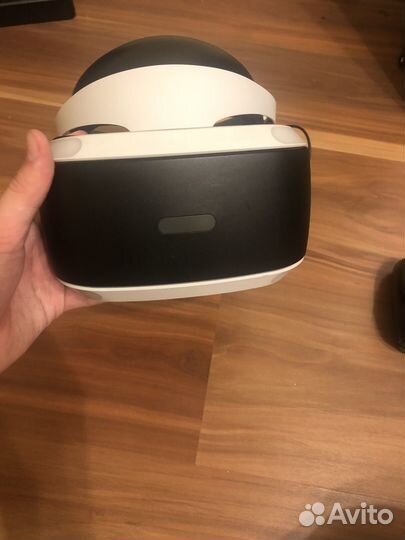 Sony ps4 pro 1tb +PS VR + 2 джостика + подставка