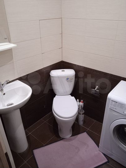 2-к. квартира, 57 м², 2/4 эт.