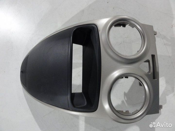 Накладка декоративная на торпедо Opel Corsa D