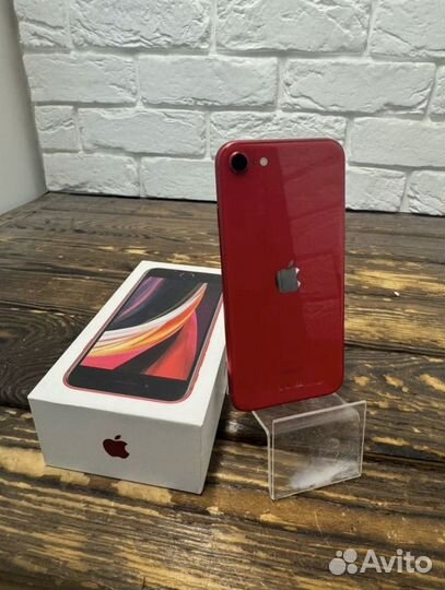 iPhone SE (2020), 64 ГБ