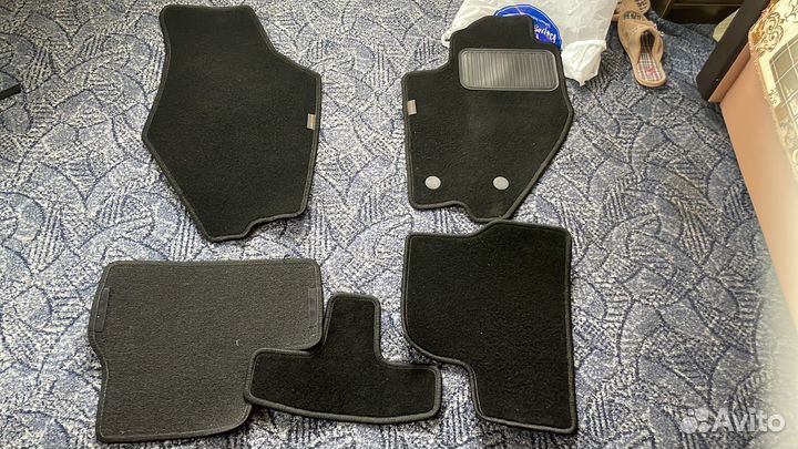 Набор ковриков на Лада гранта новые