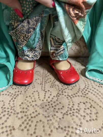 Виниловая кукла