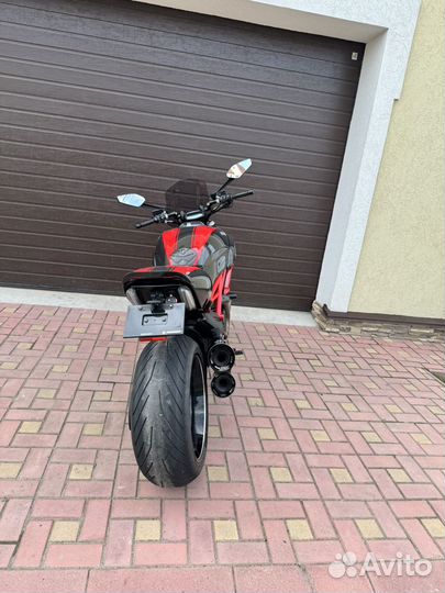 Ducati diavel carbon