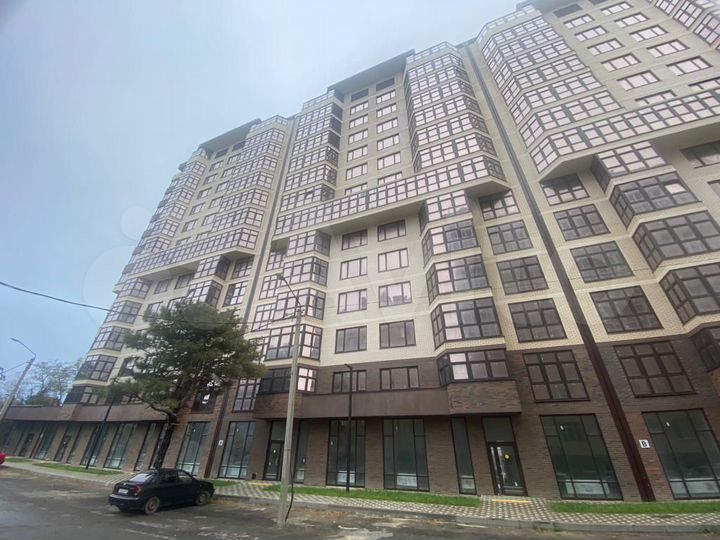 2-к. квартира, 73 м², 4/14 эт.