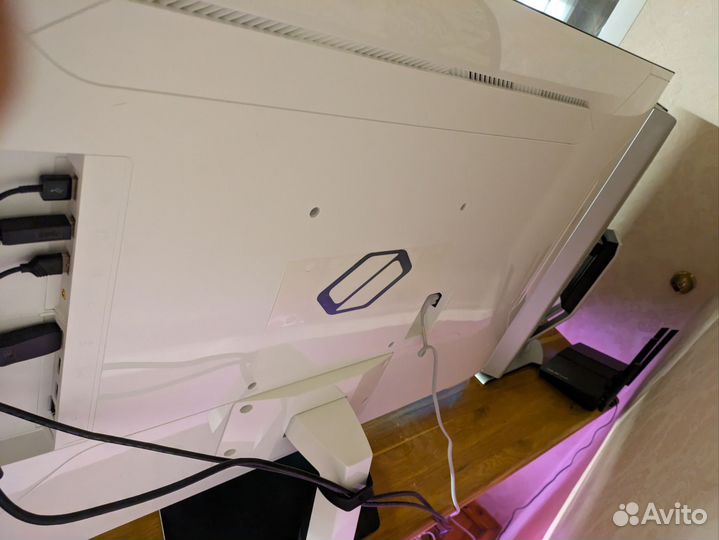 Монитор Samsung Odyssey Neo G7 43
