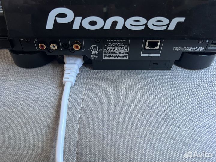 Pioneer CDJ 2000 nexus