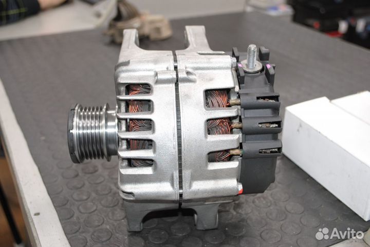 Генератор Jeep Compass 2.2 CRDi б/у