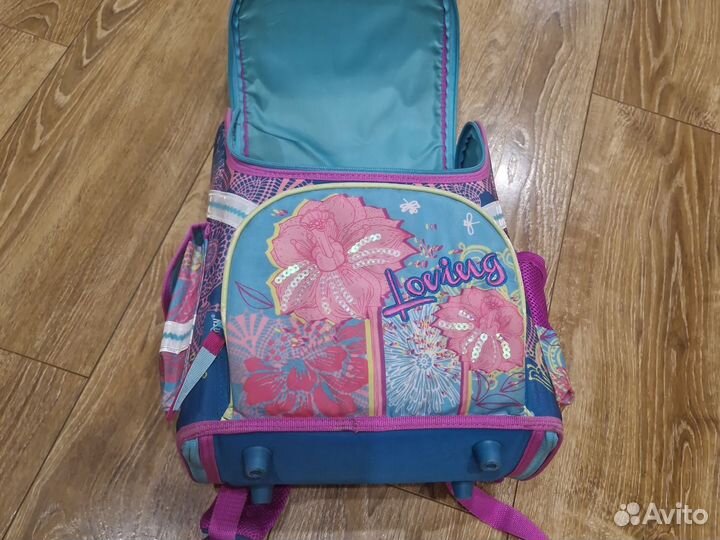 Портфель для девочки