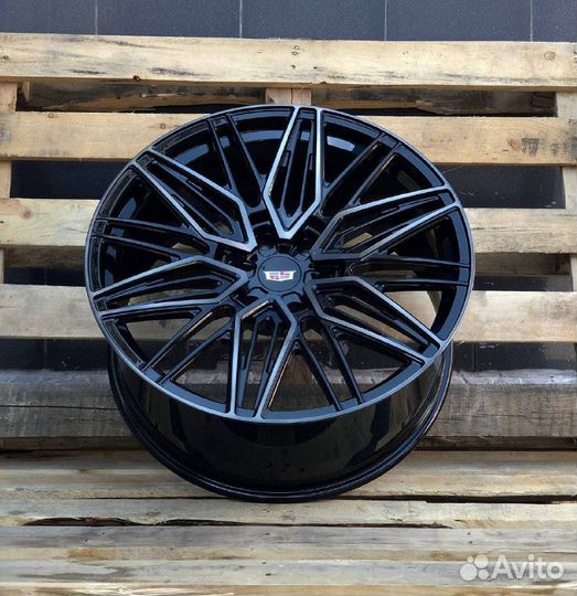 Кованые диски R22 на Escalade Tahoe Dodge Ram TRX