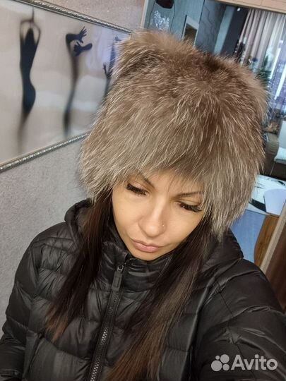 Шапка с натуральным мехом новая