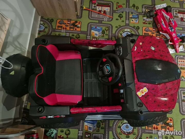 Детский электромобиль джип