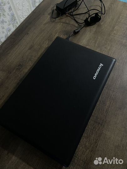 Ноутбук Lenovo
