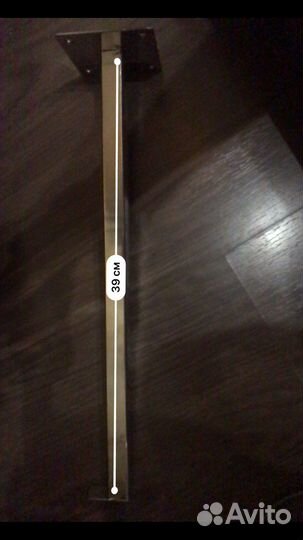 Вешалка настенная металлическая