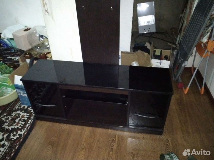 Тумба под телевизор