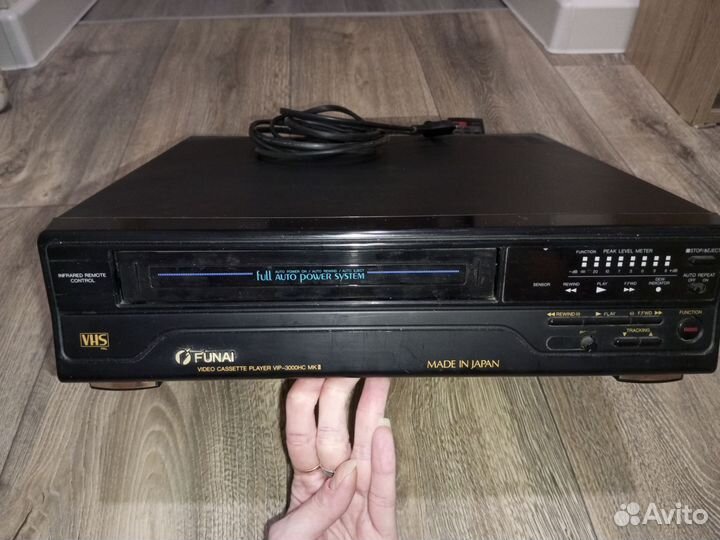 Видеомагнитофон