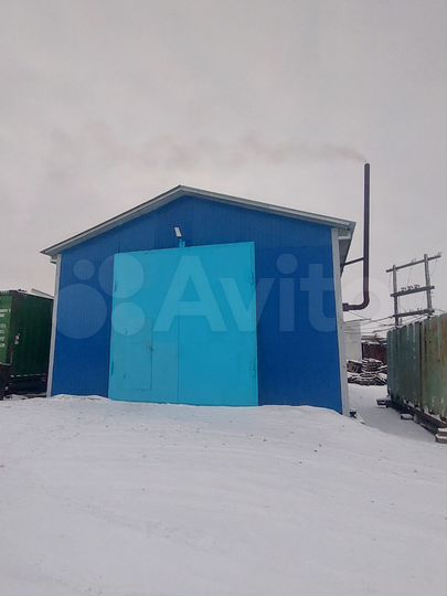 Гараж, > 30 м²