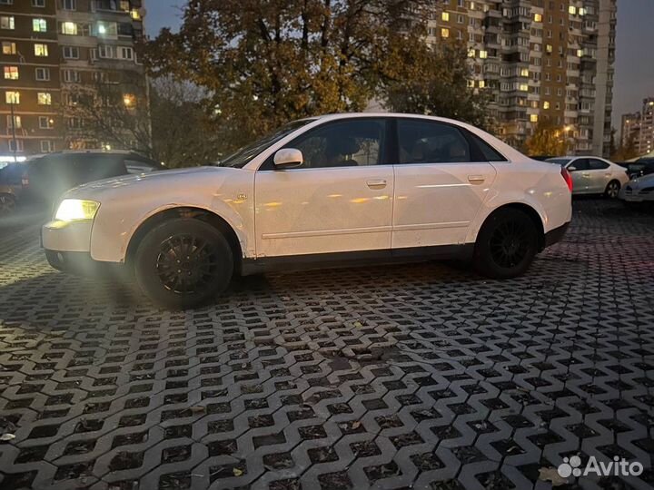Audi A4 1.8 МТ, 2001, 265 000 км