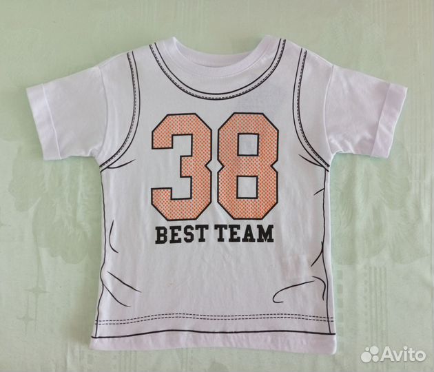 Футболка 38 для мальчика (рост 110 ) новая