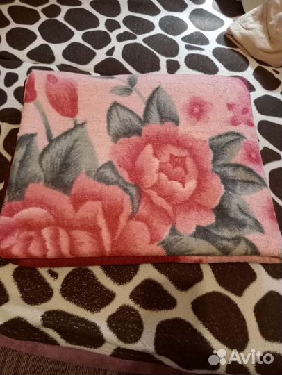 Пледы толстые фирмы Tomilon