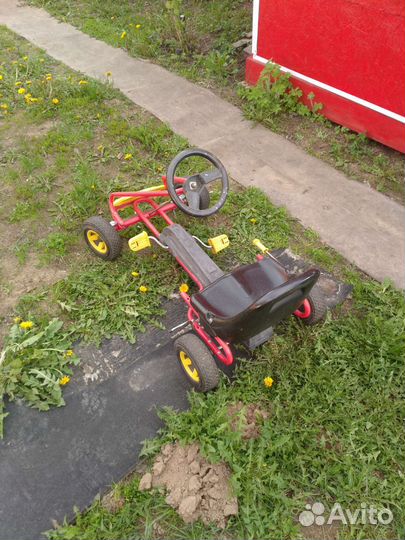 Детская машина на педалях kettler