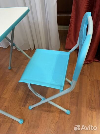 Детский стол и стул