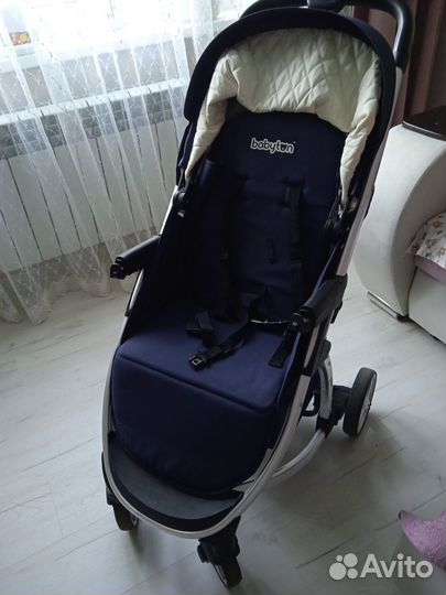 Прогулочная коляска