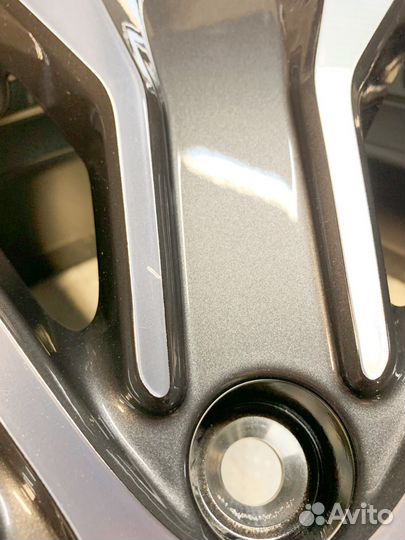 Диск R18 Jaguar I-Pace T4K4006