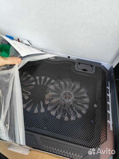 Охлаждающая подставка для ноутбука с подсветкой