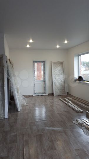 Дом 90 м² на участке 8 сот.