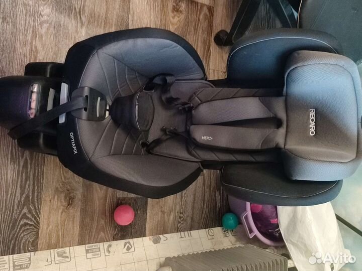 Автокресло recaro optifix 9-18 кг