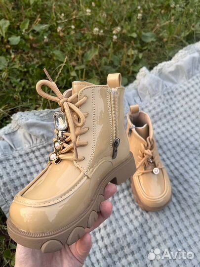 Ботинки новые для девочки