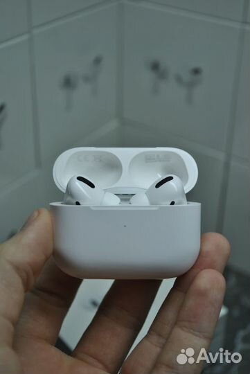 Беспроводные наушники Apple AirPods Pro