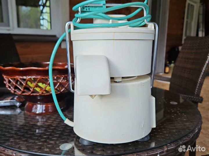 Соковыжималка Росинка