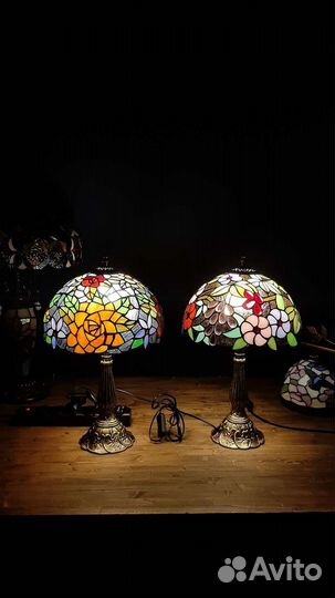 Лампа настольная в стиле Тиффани в наличии