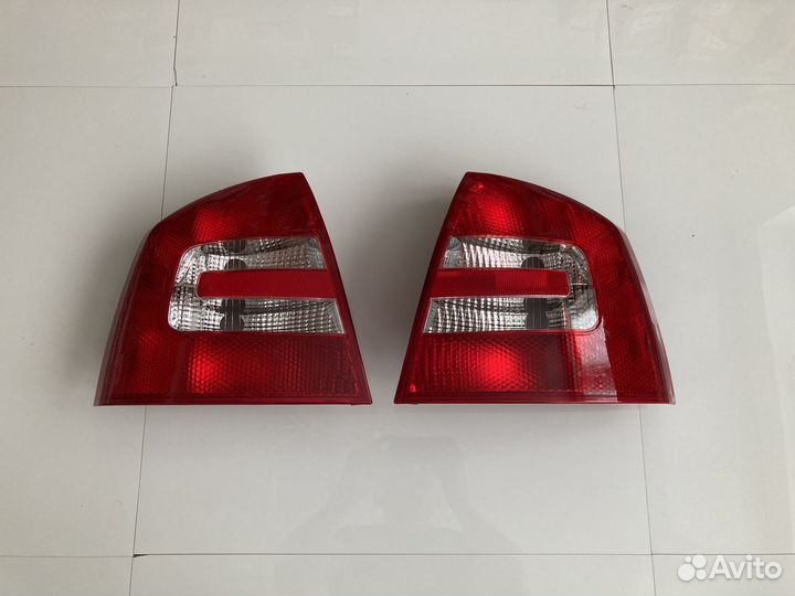 Комплект фонарей на Skoda Octavia (А5) 2004-2008