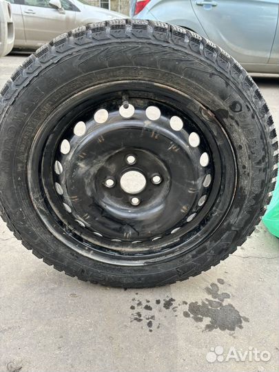 Nokian nordman 5 185 65 r15зимние в сборе