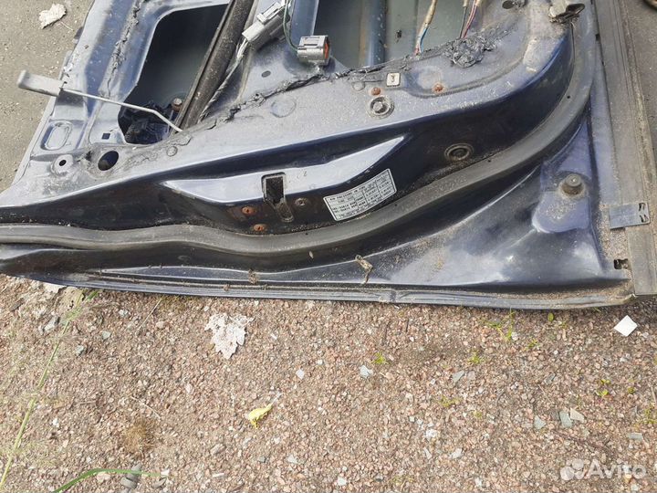 Mazda 626 (GE) дверь левая водительская