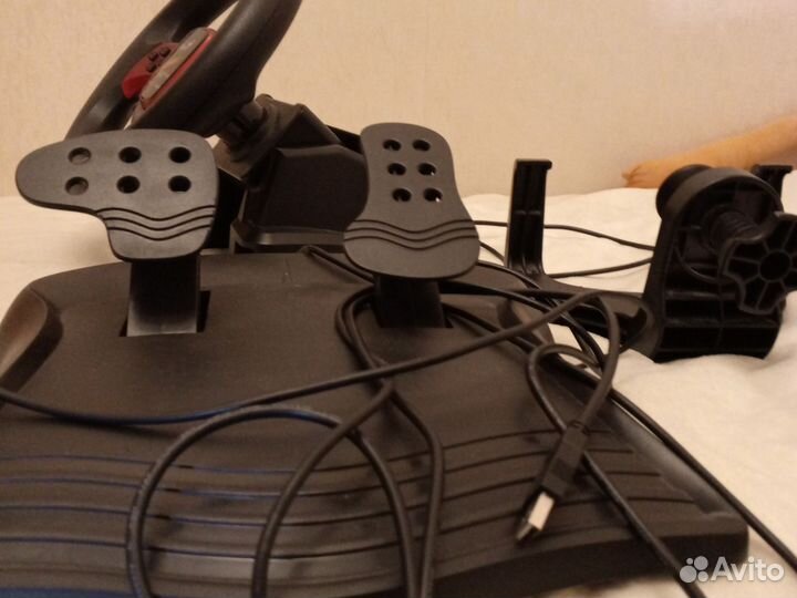 Игровой руль с педалями для пк
