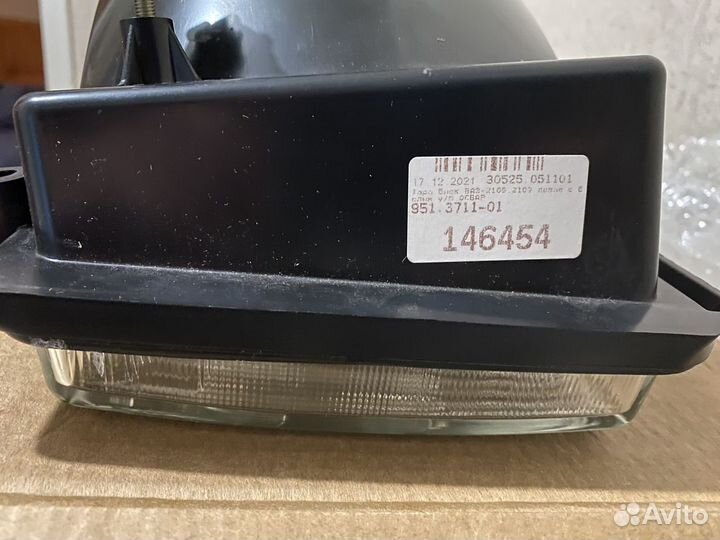 Блок-фара левая 2107 освар (белый указ. поворота)