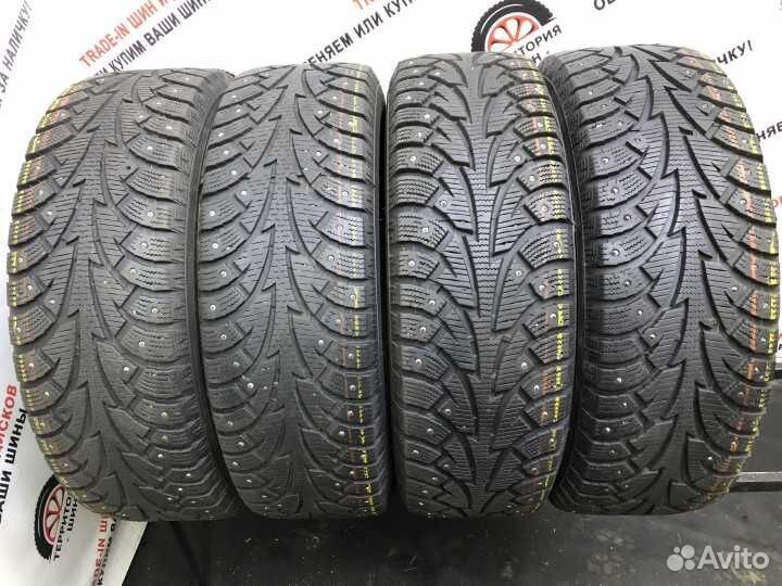 Hankook Winter I'Pike 215/65 R17 98T