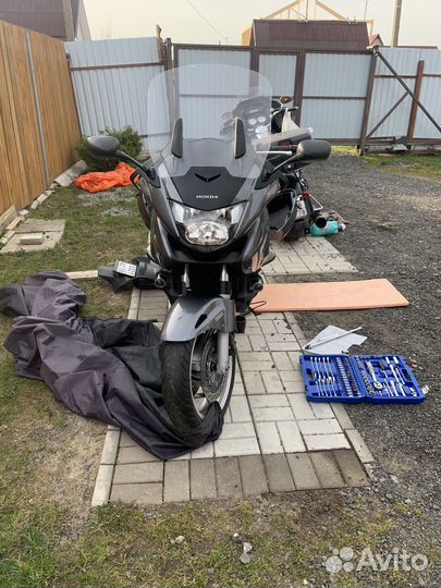 Honda NT700V Deauville