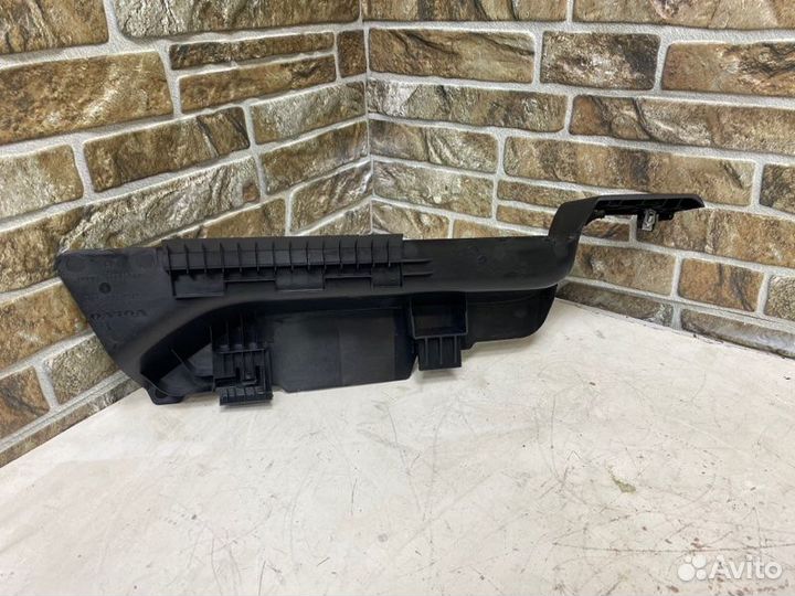 Накладка в салоне левая Volvo Xc90 2 2.0 dizel