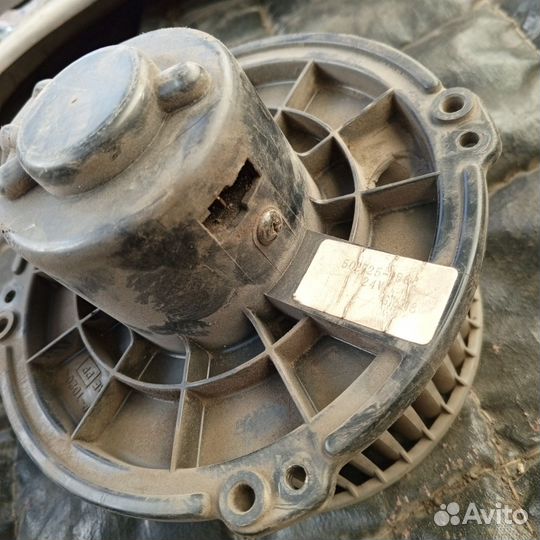 Запчасти на Исудзу эльф NKR66e