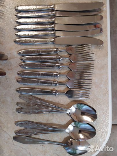 Столовые приборы