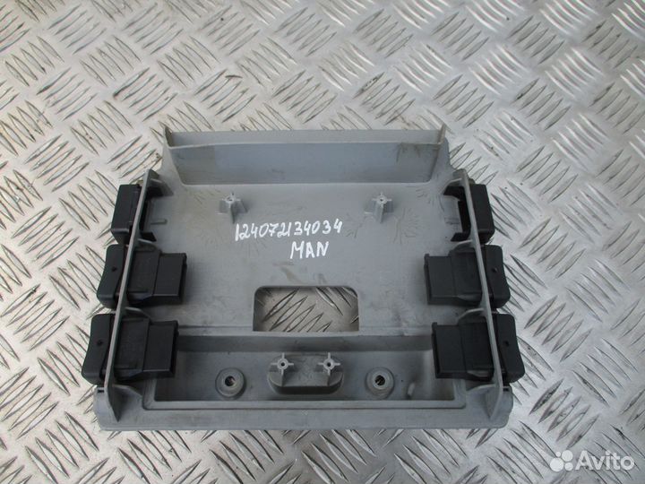 Накладка декоративная MAN 81629300177